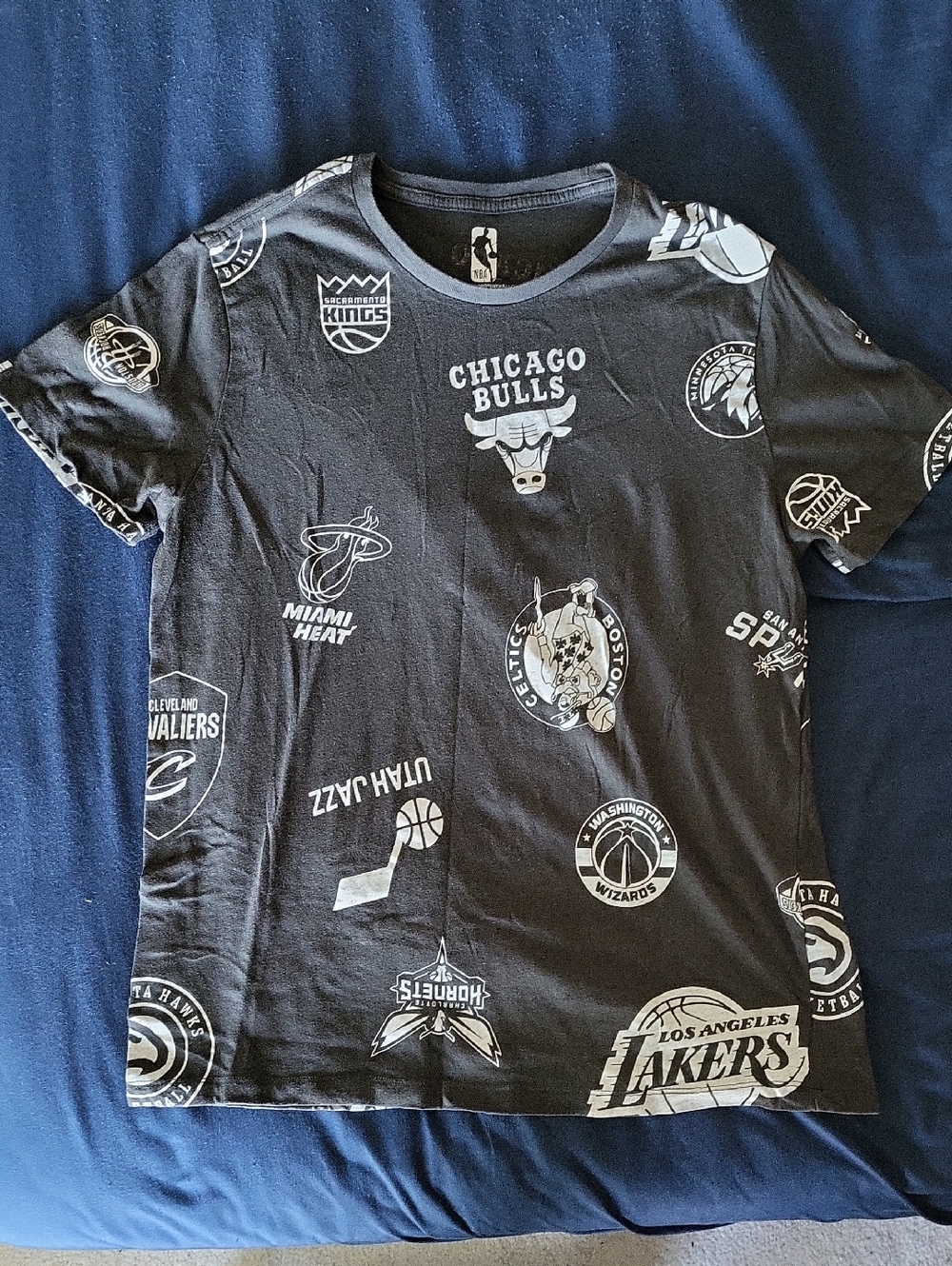 Old Navy NBA B&W Logo T-Shirt